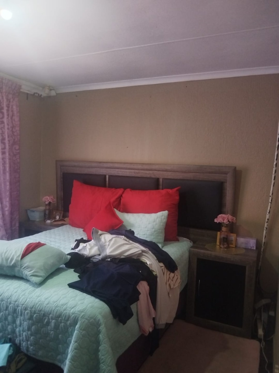 To Let 3 Bedroom Property for Rent in Lebanon North West